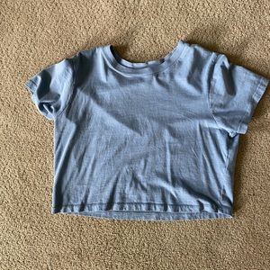 BLUE CROPPED TEE